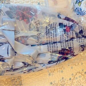 Vera Bradley backpack/shoulder sling